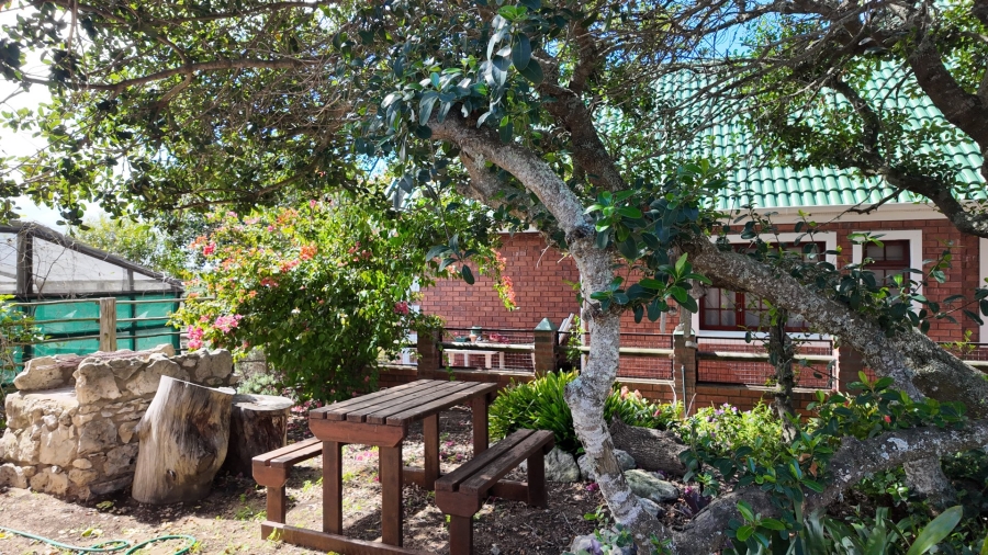 3 Bedroom Property for Sale in Stilbaai Wes Western Cape